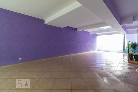 Casa à venda com 250m², 3 quartos e 5 vagas Casa à venda com 250m², 3 quartos e 5 vagasGaragem