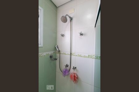 Casa à venda com 250m², 3 quartos e 5 vagas Casa à venda com 250m², 3 quartos e 5 vagasBanheiro da Suíte 1 - Ducha à Gás