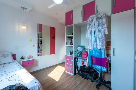 Casa à venda com 250m², 3 quartos e 5 vagas Casa à venda com 250m², 3 quartos e 5 vagasSuíte 3