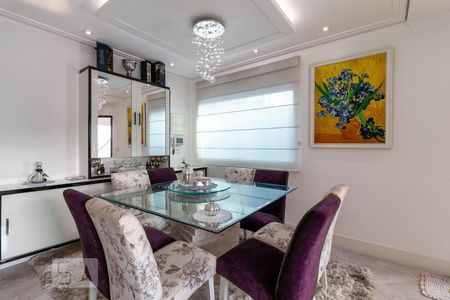 Casa à venda com 250m², 3 quartos e 5 vagas Casa à venda com 250m², 3 quartos e 5 vagasSala de Jantar