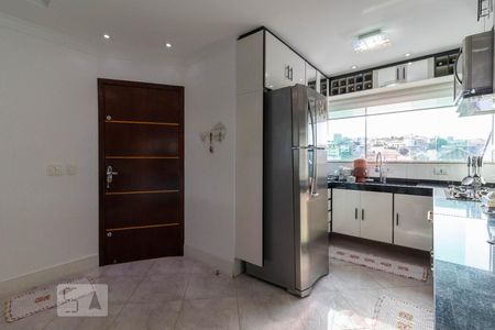 Casa à venda com 250m², 3 quartos e 5 vagas Casa à venda com 250m², 3 quartos e 5 vagasCozinha