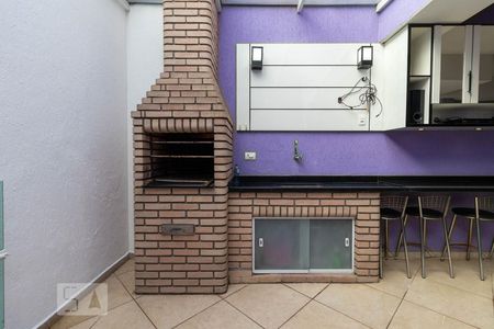 Casa à venda com 250m², 3 quartos e 5 vagas Casa à venda com 250m², 3 quartos e 5 vagasÁrea de Lazer - Churrasqueira