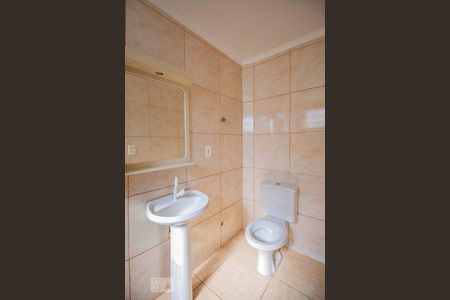 Banheiro  de apartamento para alugar com 1 quarto, 37m² em Petrópolis, Porto Alegre