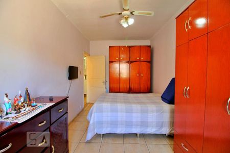 Casa à venda com 200m², 2 quartos e 2 vagasQuarto 1