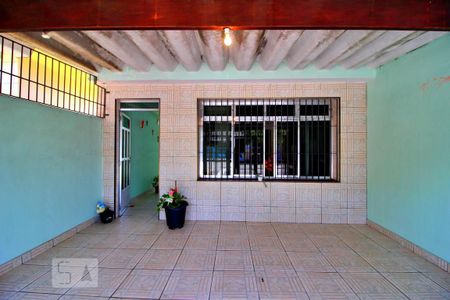 Casa à venda com 200m², 2 quartos e 2 vagasGaragem