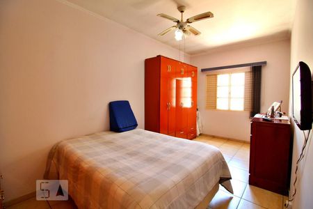 Quarto 1 de casa à venda com 2 quartos, 200m² em Jardim do Estádio, Santo André