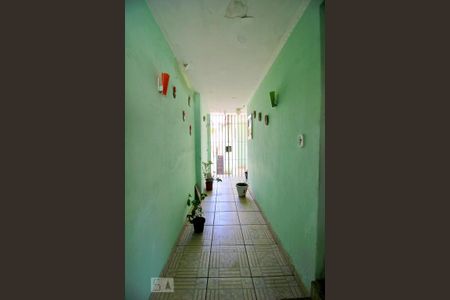 Casa à venda com 200m², 2 quartos e 2 vagasQuintal