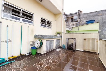 Casa à venda com 85m², 3 quartos e 2 vagas Casa à venda com 85m², 3 quartos e 2 vagasQuintal