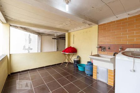 Casa à venda com 85m², 3 quartos e 2 vagas Casa à venda com 85m², 3 quartos e 2 vagasÁrea de serviço