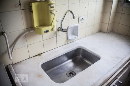 Apartamento à venda com 78m², 2 quartos e 1 vagaCozinha - Torneira