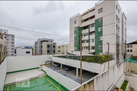 Apartamento à venda com 206m², 4 quartos e 2 vagasQuarto 2