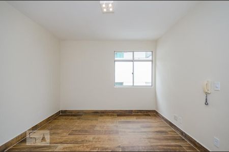 Apartamento à venda com 206m², 4 quartos e 2 vagasSala piso 2