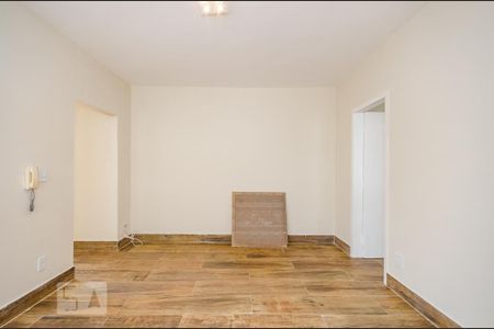 Apartamento à venda com 206m², 4 quartos e 2 vagasSala piso 2