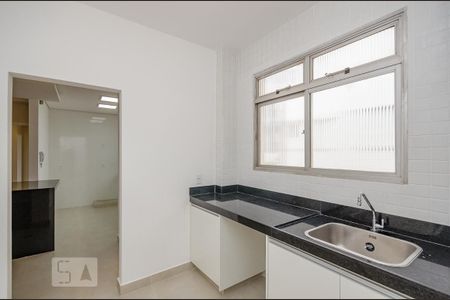 Apartamento à venda com 206m², 4 quartos e 2 vagasÁrea de Serviço