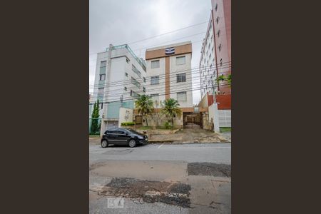 Apartamento à venda com 206m², 4 quartos e 2 vagasFachada