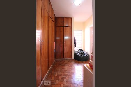 Casa à venda com 210m², 3 quartos e 3 vagasCloset