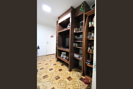 Casa à venda com 210m², 3 quartos e 3 vagasEscritório