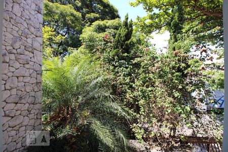 Casa à venda com 210m², 3 quartos e 3 vagasVista da suíte