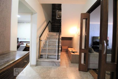 Casa à venda com 210m², 3 quartos e 3 vagasHall