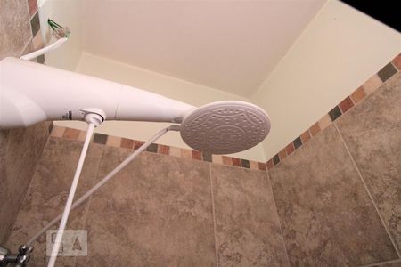 Casa à venda com 210m², 3 quartos e 3 vagasBanheiro social - Chuveiro