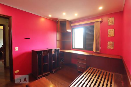 Apartamento à venda com 138m², 3 quartos e 3 vagasQuarto 2