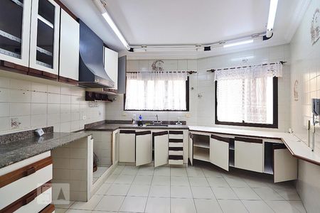 Apartamento à venda com 138m², 3 quartos e 3 vagasCozinha