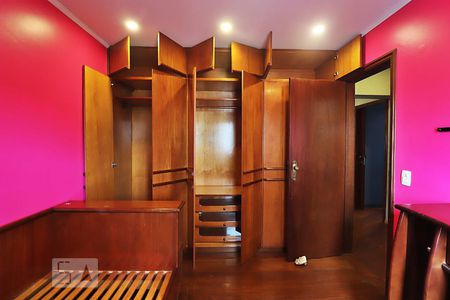 Apartamento à venda com 138m², 3 quartos e 3 vagasQuarto 2