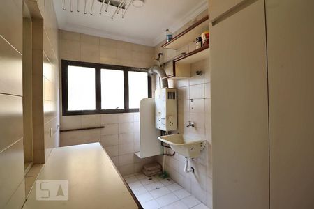 Apartamento à venda com 138m², 3 quartos e 3 vagasÁrea de Serviço