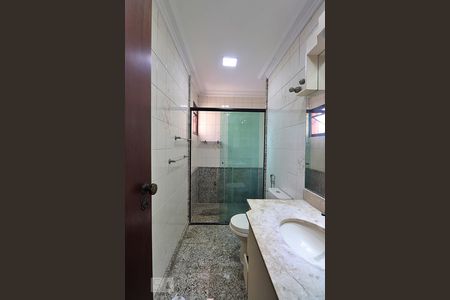 Apartamento à venda com 138m², 3 quartos e 3 vagasBanheiro da Suíte