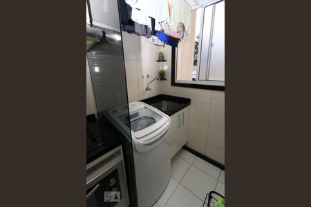 Apartamento à venda com 45m², 2 quartos e 1 vagaÁrea de Serviço