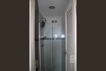 Banheiro de apartamento para alugar com 2 quartos, 76m² em Freguesia (jacarepaguá), Rio de Janeiro
