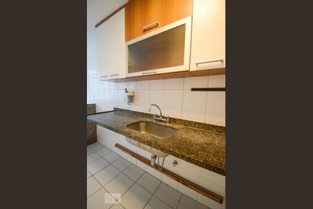 Apartamento à venda com 94m², 2 quartos e 1 vagaCozinha - 1º andar