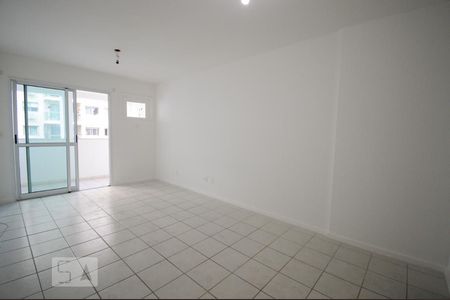 Apartamento à venda com 94m², 2 quartos e 1 vagaSuíte - 2º andar