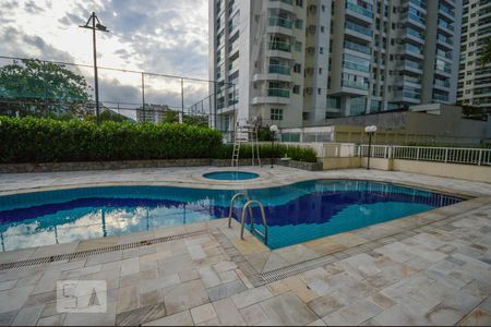 Apartamento à venda com 94m², 2 quartos e 1 vagaÁrea comum - Piscina
