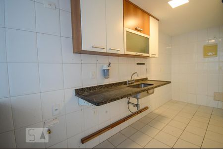 Apartamento à venda com 94m², 2 quartos e 1 vagaCozinha - 1º andar