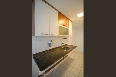 Apartamento à venda com 94m², 2 quartos e 1 vagaCozinha - 1º andar