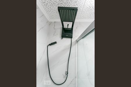 Apartamento à venda com 49m², 1 quarto e 1 vagaChuveiro