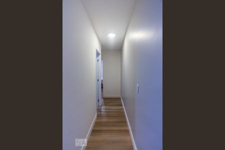 Corredor de apartamento para alugar com 2 quartos, 61m² em Jaguaré, São Paulo