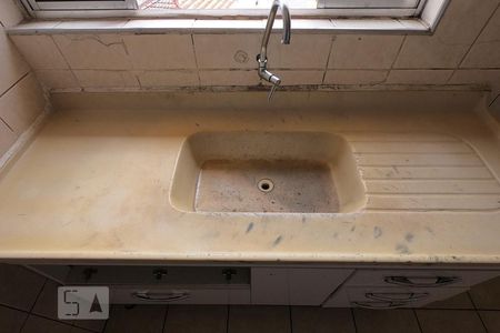 Casa para alugar com 100m², 2 quartos e 1 vaga Casa para alugar com 100m², 2 quartos e 1 vagaCozinha