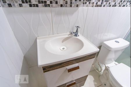 Pia  de apartamento à venda com 2 quartos, 48m² em Vila America, Santo André
