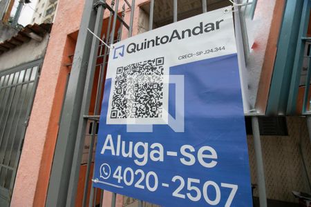 Casa para alugar com 125m², 2 quartos e 1 vagaFachada - Plaquinha