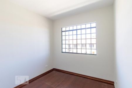 Quarto 2 de casa de condomínio para alugar com 3 quartos, 90m² em Alto Boqueirão, Curitiba