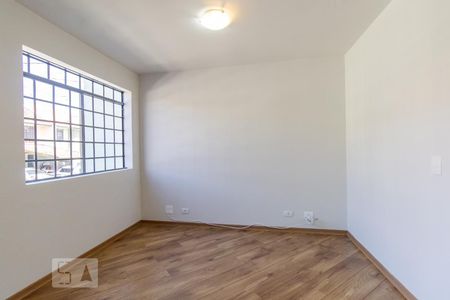 Sala de casa de condomínio para alugar com 3 quartos, 90m² em Alto Boqueirão, Curitiba