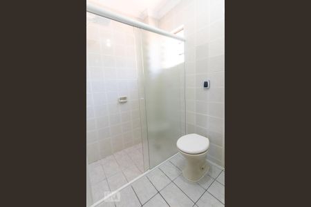 Casa de condomínio para alugar com 90m², 3 quartos e 3 vagas Casa de condomínio para alugar com 90m², 3 quartos e 3 vagasBanheiro Social