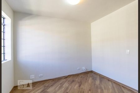 Sala de casa de condomínio para alugar com 3 quartos, 90m² em Alto Boqueirão, Curitiba
