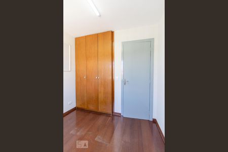 Quarto 1 de casa de condomínio para alugar com 3 quartos, 90m² em Alto Boqueirão, Curitiba