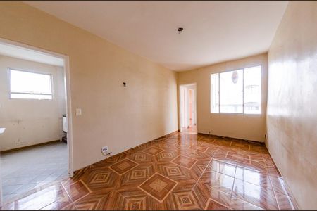 Sala de apartamento à venda com 2 quartos, 75m² em Carlos Prates, Belo Horizonte