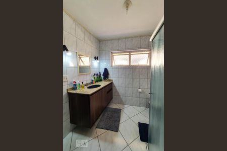 Casa à venda com 170m², 3 quartos e 3 vagasBanheiro Social