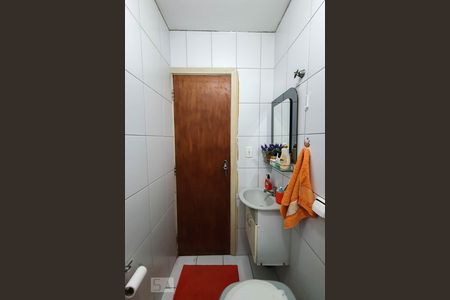 Casa à venda com 170m², 3 quartos e 3 vagasBanheiro de serviço