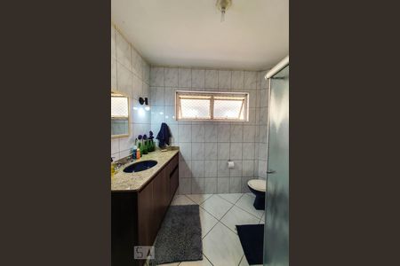 Casa à venda com 170m², 3 quartos e 3 vagasBanheiro Social